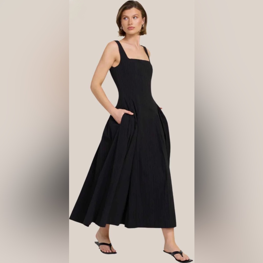 241 Sovere Reprive Dress